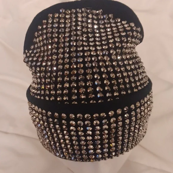 NEW!!! Women's Natasha rhinestone beanie! - Picture 3 of 6